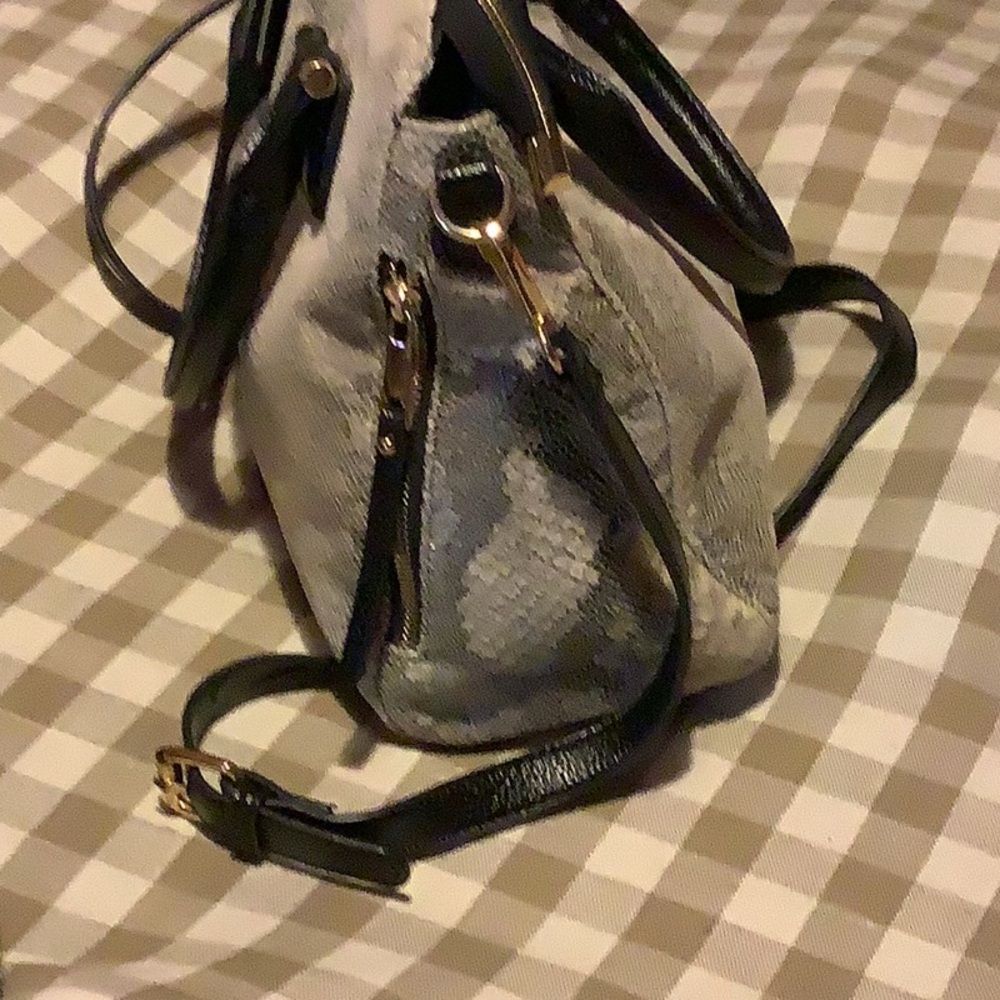 Purse - Picture 5 of 5